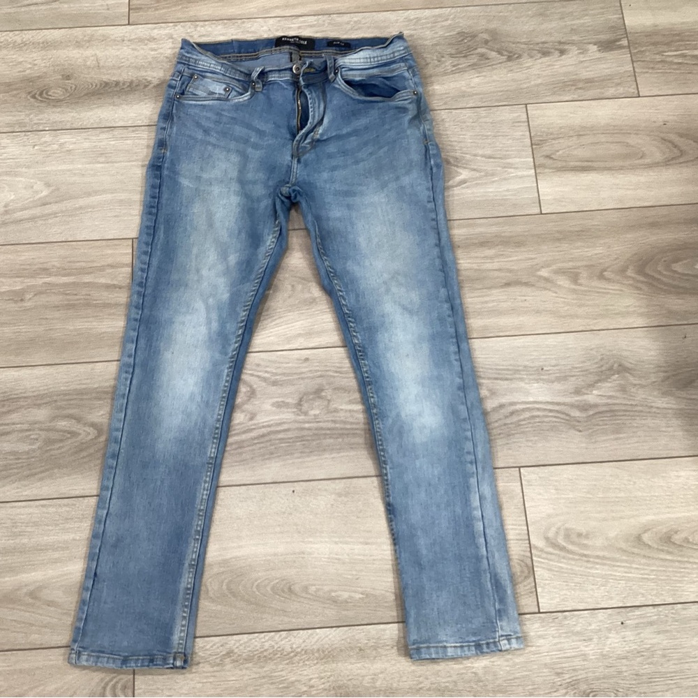 Kenneth Cole Jeans Mens 32x30 Slim Fit Denim Straight Leg Medium Wash Stretch